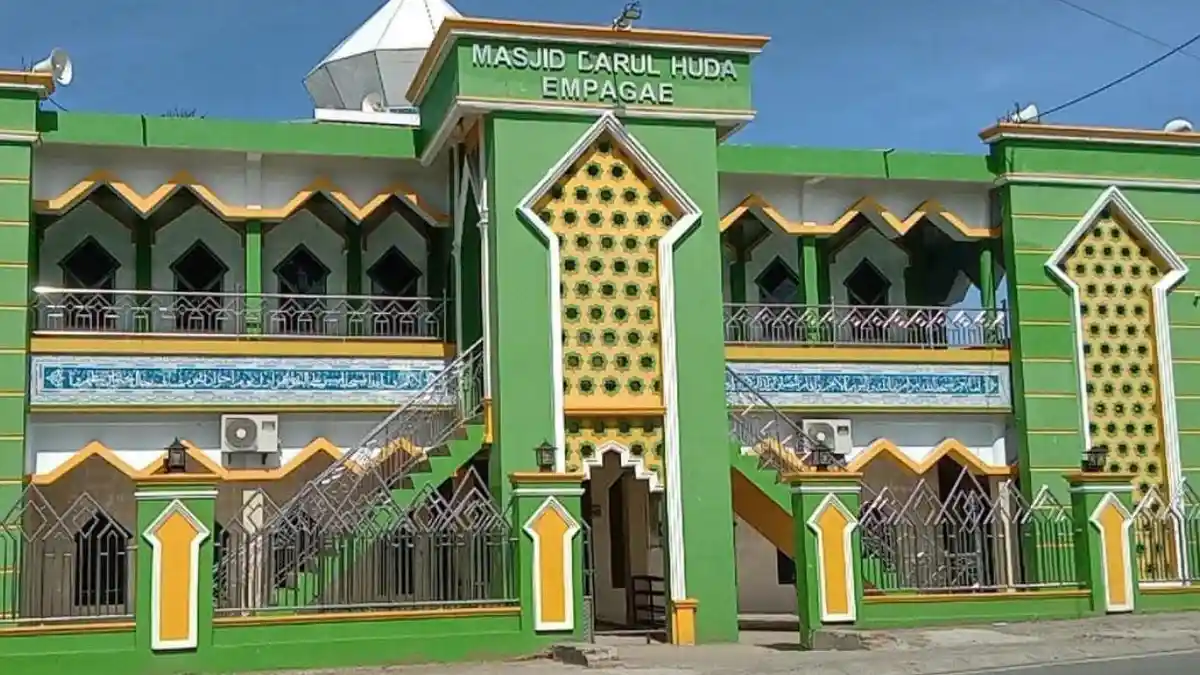Masjid Darul Huda: Pusat Kesejukan untuk Komunitas Cilacap